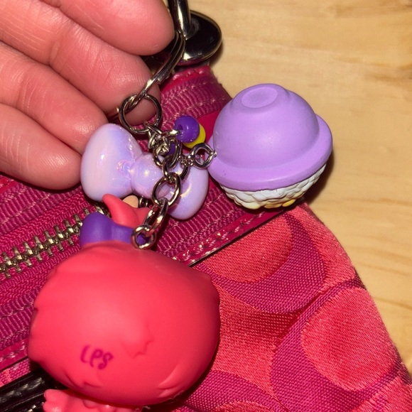 Littlest Pet Shop G7 Series 4 Pink owl Keychain – Custom Bag Charm - Picture 4 of 7